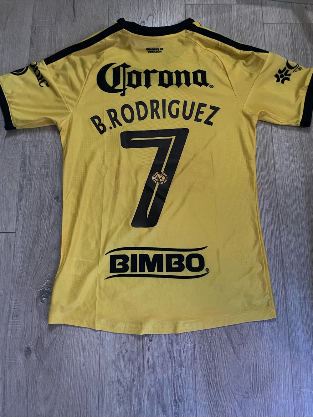 adidas Club America home jersey Brian Rodriguez #7 brand new with bag and tags